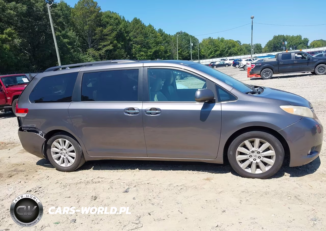 2011 Toyota Sienna Ltd VIN:5TDYK3DC2BS083918 - 13