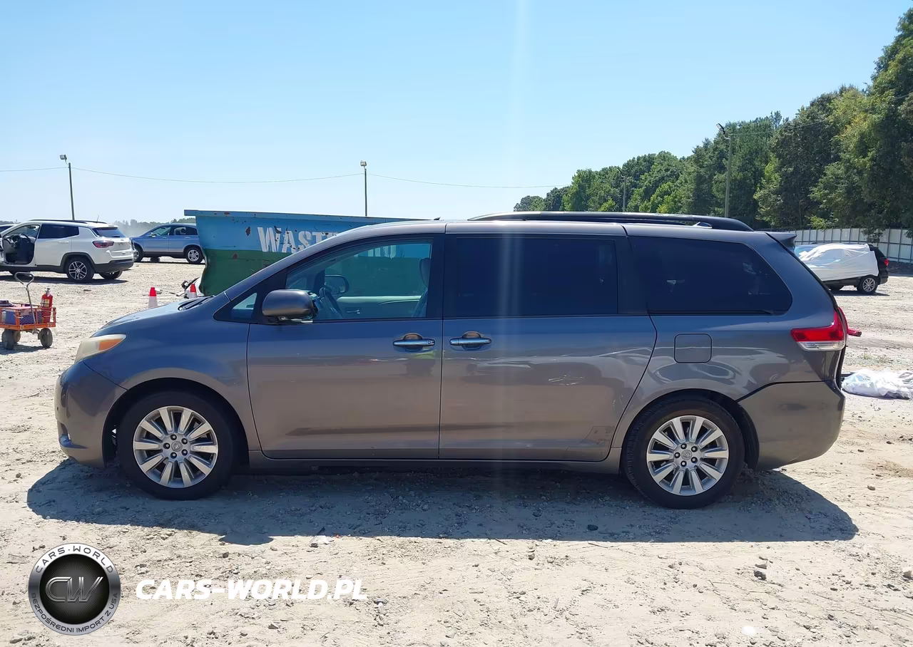2011 Toyota Sienna Ltd VIN:5TDYK3DC2BS083918 - 14