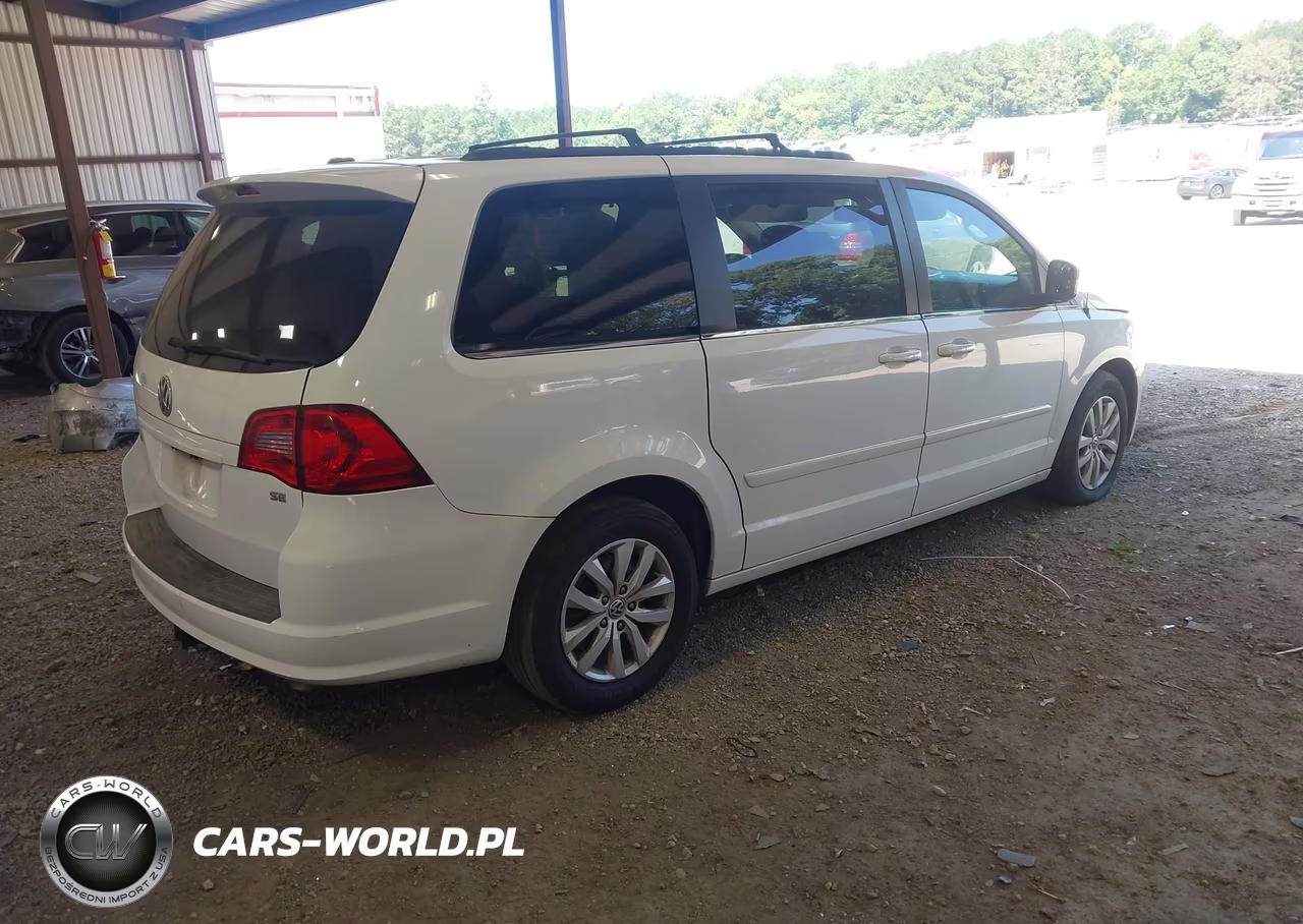 2014 Volkswagen Routan Se VIN:2C4RVABG4ER135178 - 4