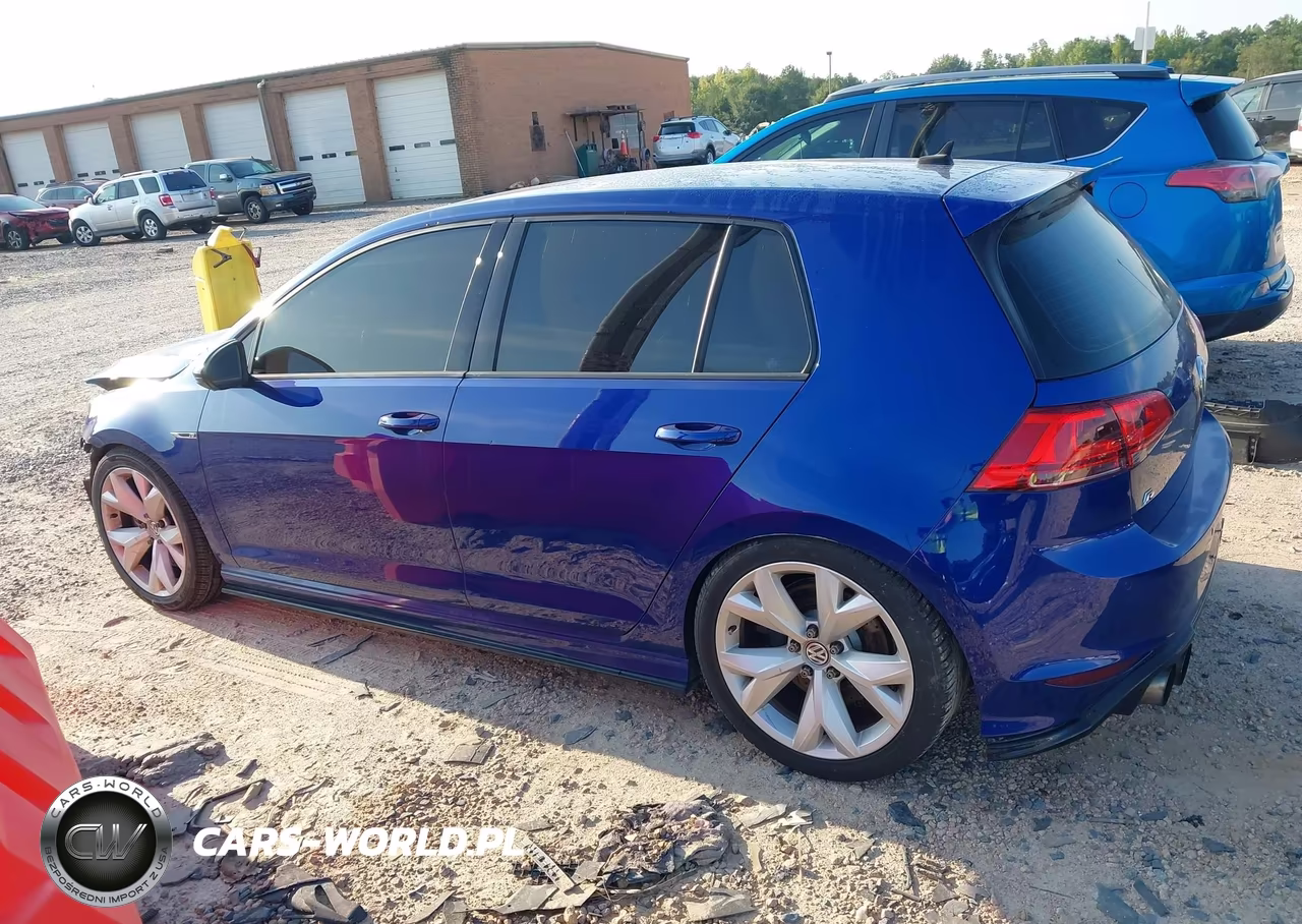 2015 Volkswagen Golf R 4-Door VIN:WVWLF7AU1FW221764 - 14