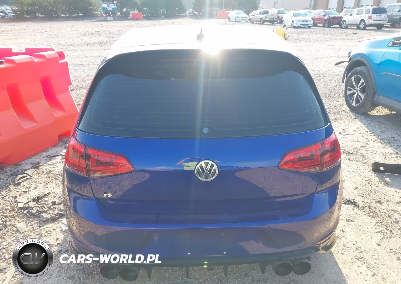 2015 Volkswagen Golf R 4-Door VIN:WVWLF7AU1FW221764 - 16