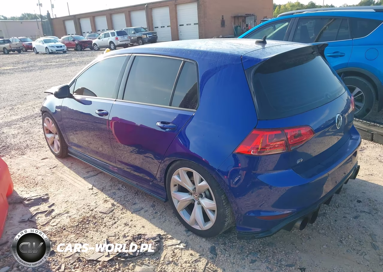 2015 Volkswagen Golf R 4-Door VIN:WVWLF7AU1FW221764 - 3