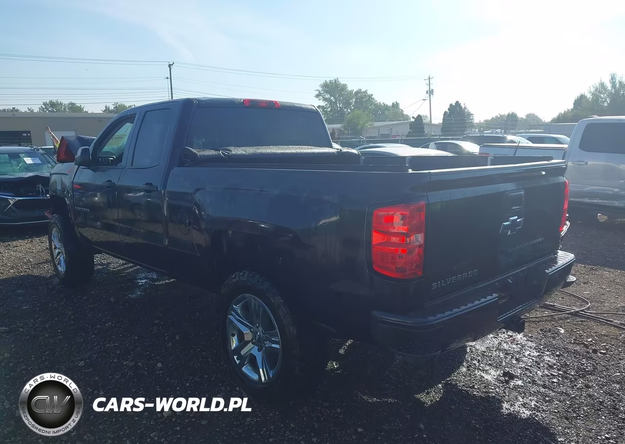 2016 Chevrolet Silverado 1500 Custom VIN:1GCVKPEC9GZ327918 - 3
