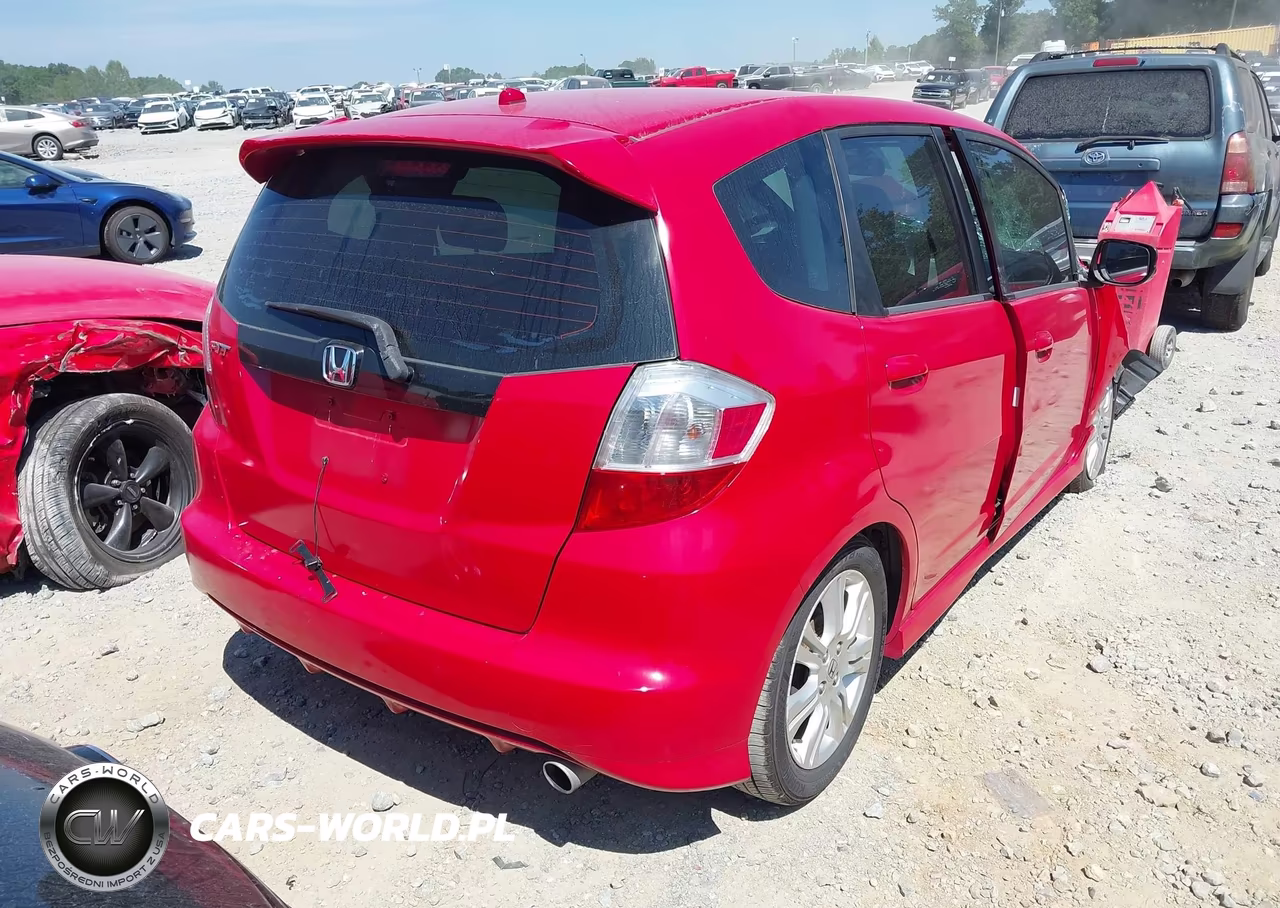 2009 Honda Fit Sport VIN:JHMGE88439S055922 - 4