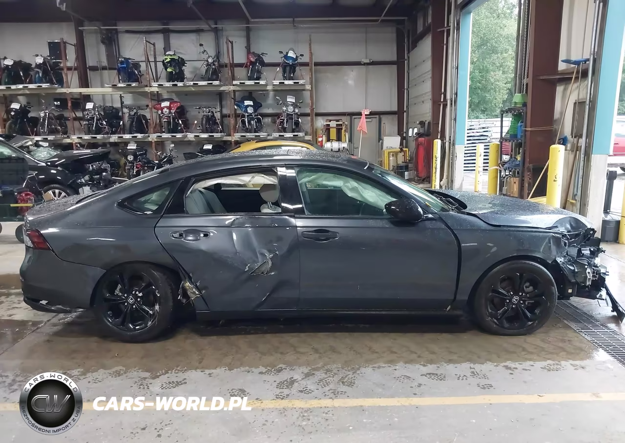 2025 Honda Accord Se VIN:1HGCY1F48SA000476 - 13