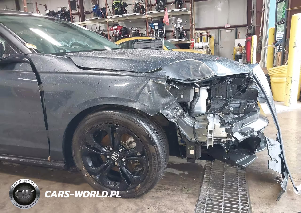 2025 Honda Accord Se VIN:1HGCY1F48SA000476 - 17