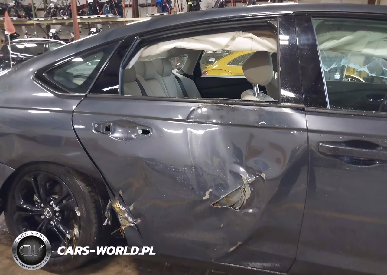 2025 Honda Accord Se VIN:1HGCY1F48SA000476 - 18