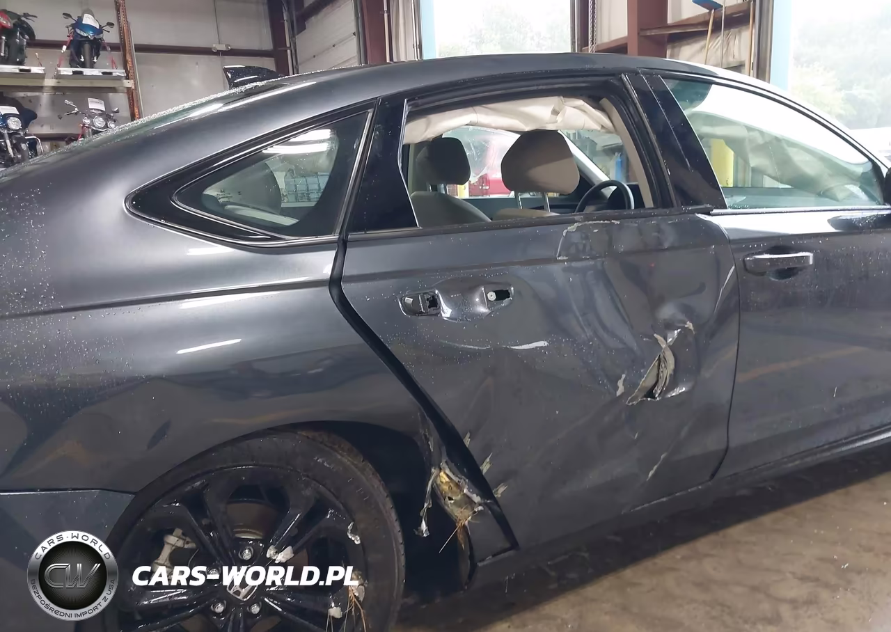 2025 Honda Accord Se VIN:1HGCY1F48SA000476 - 19
