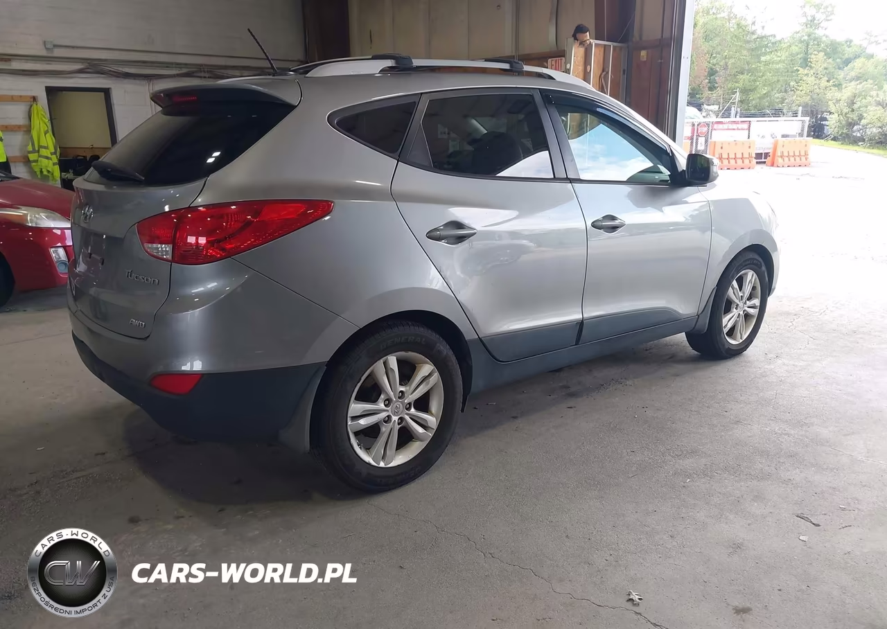 2013 Hyundai Tucson Gls VIN:KM8JUCAC1DU678771 - 4