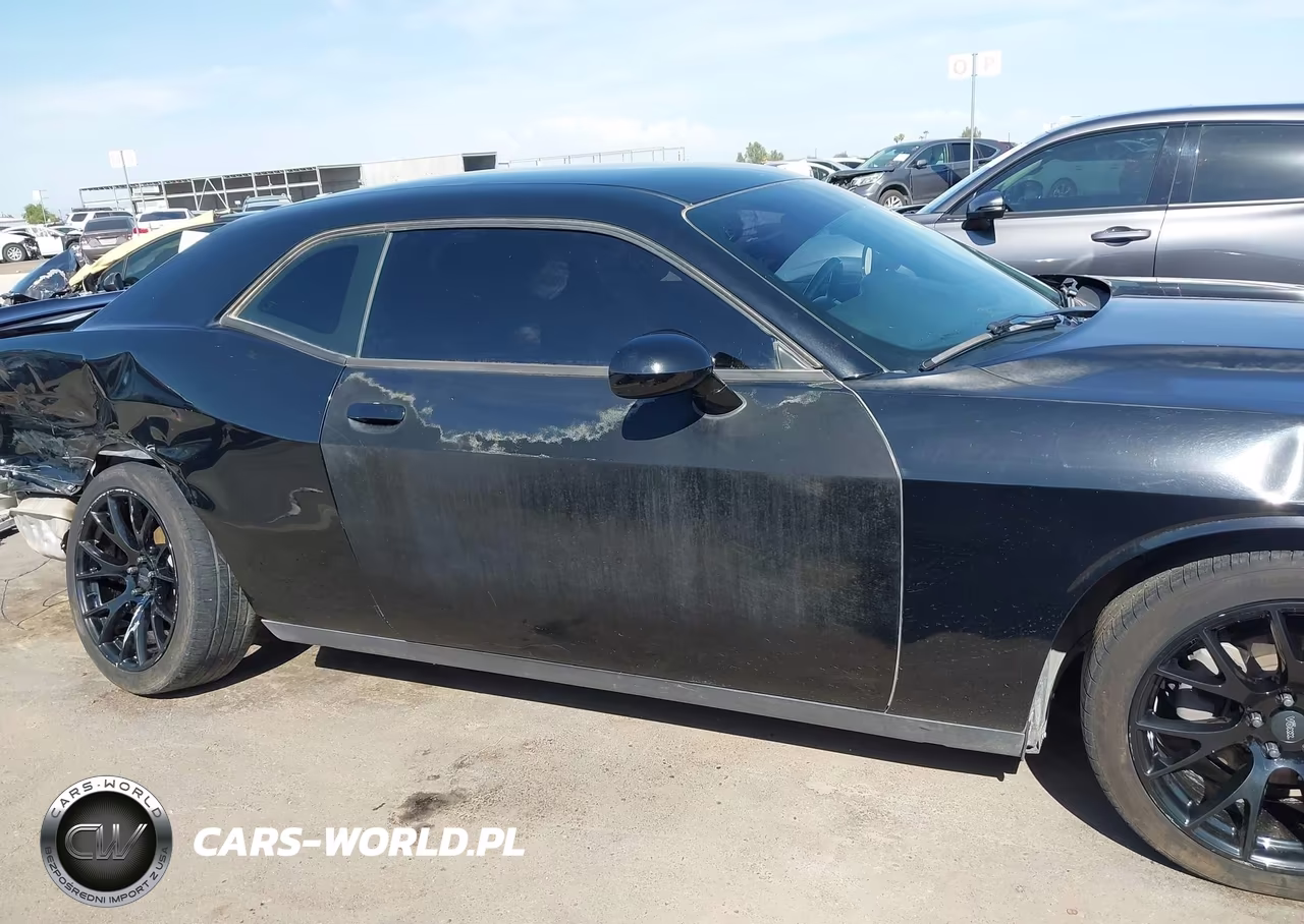 2019 Dodge Challenger Sxt VIN:2C3CDZAG0KH686285 - 14