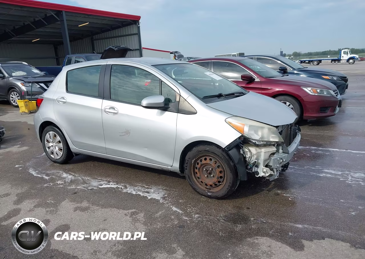 2012 Toyota Yaris Le