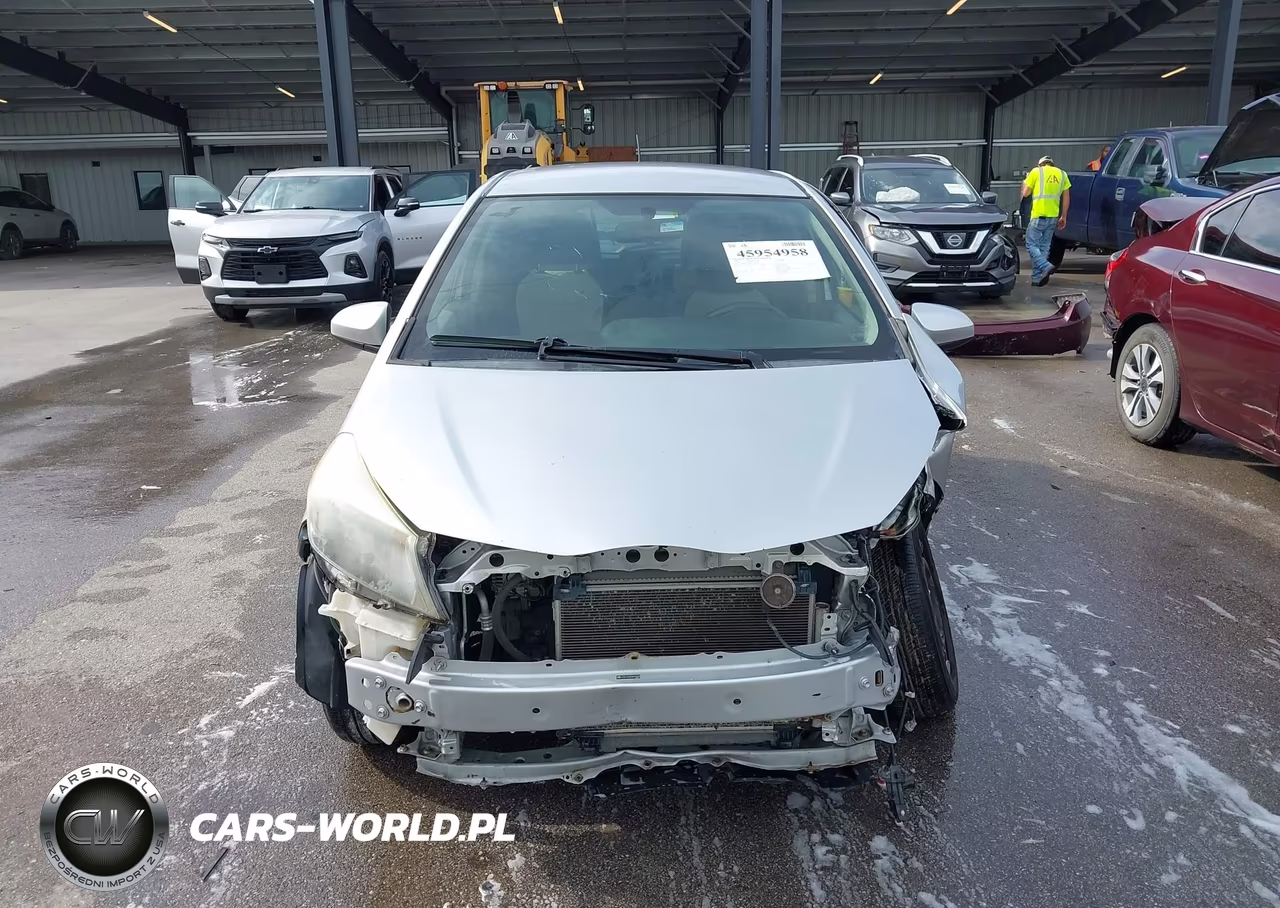 2012 Toyota Yaris Le VIN:JTDKTUD38CD503476 - 13