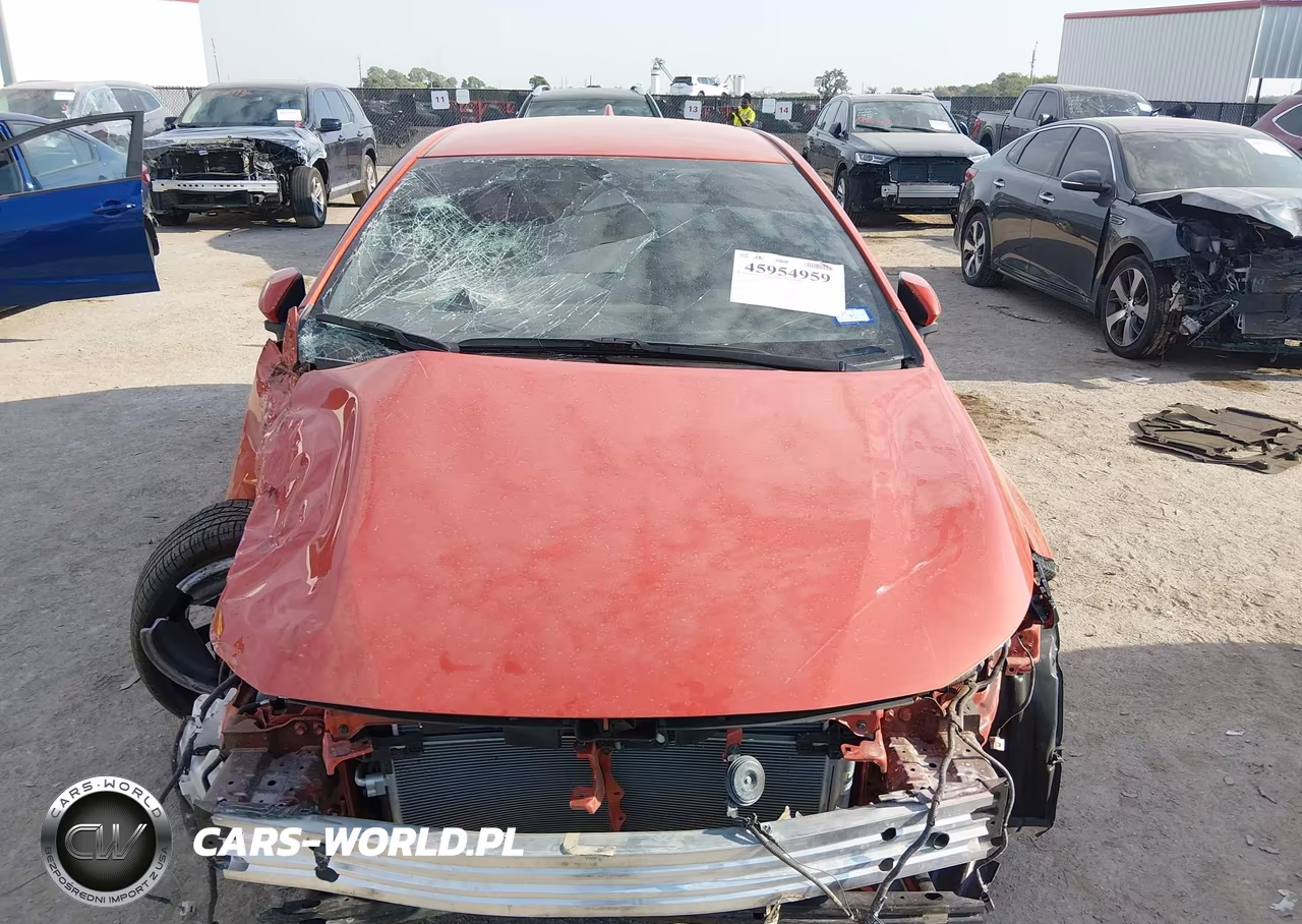2025 Toyota Corolla Xse VIN:JTNC4MBE8S3253887 - 11