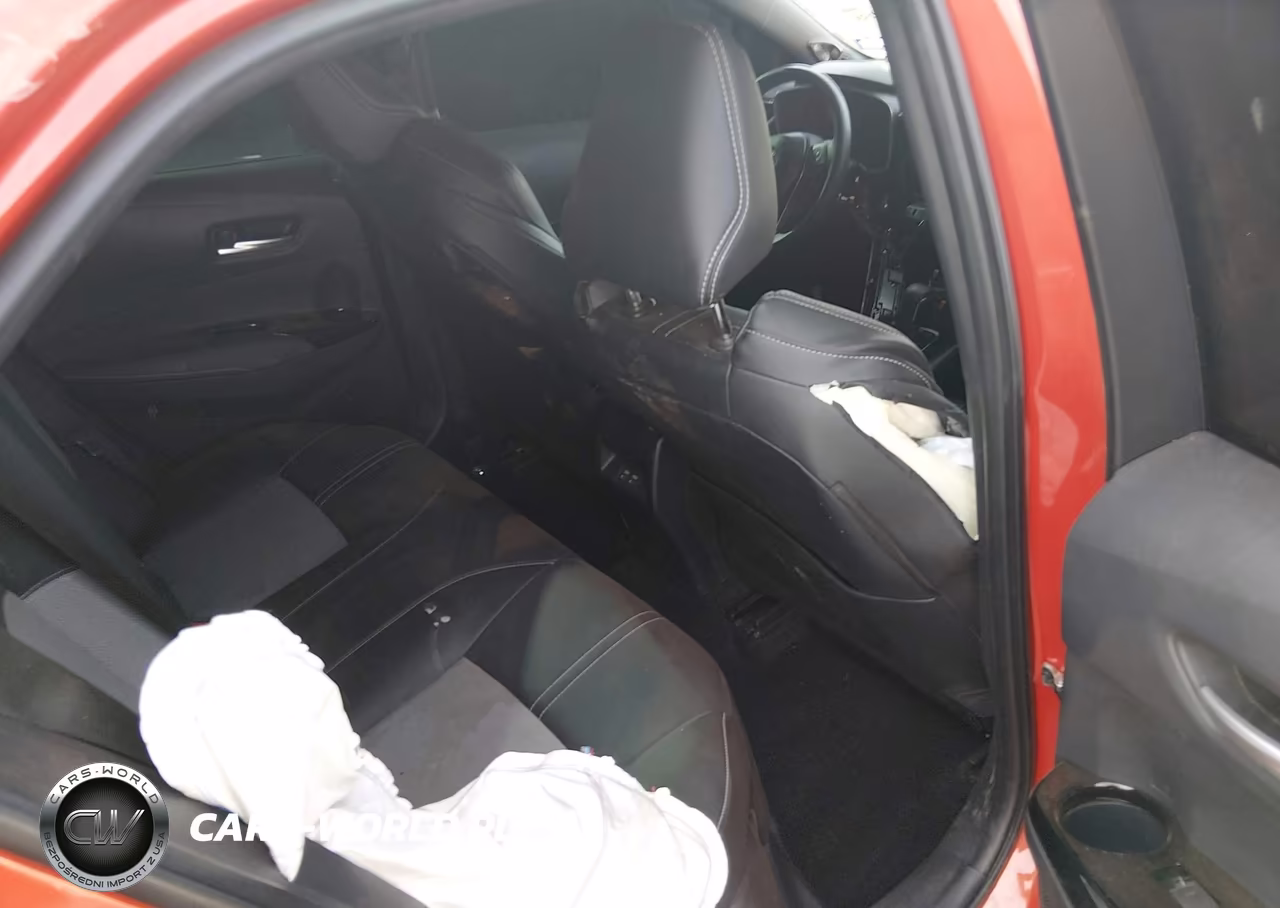 2025 Toyota Corolla Xse VIN:JTNC4MBE8S3253887 - 8