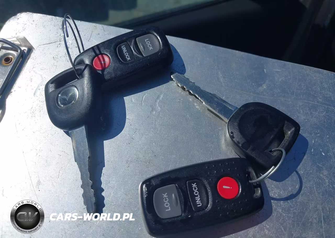 2004 Mazda Mazda3 S VIN:JM1BK343X41157799 - 11