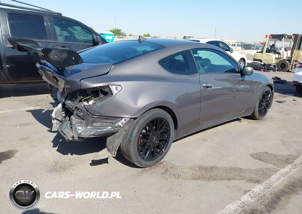 2013 Hyundai Genesis 2.0T Premium VIN:KMHHT6KD1DU100079 - 4