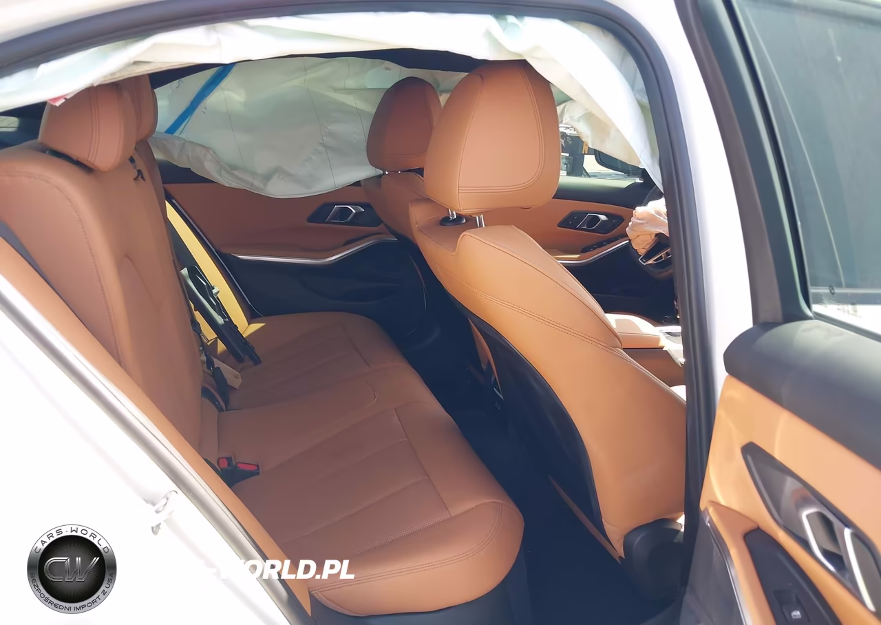 2025 BMW 330I VIN:3MW69CW05S8F36845 - 8