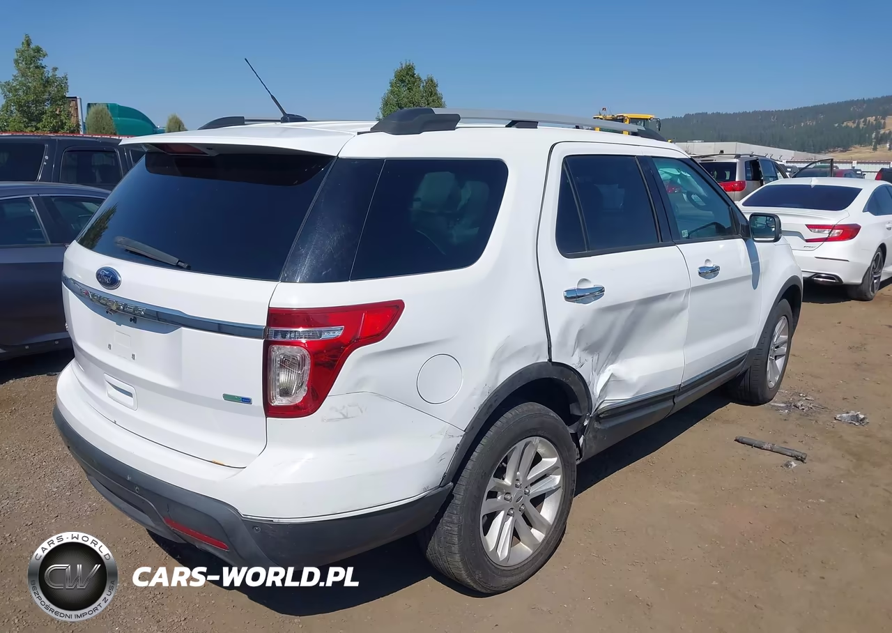 2014 Ford Explorer Xlt VIN:1FM5K8D83EGA50853 - 4