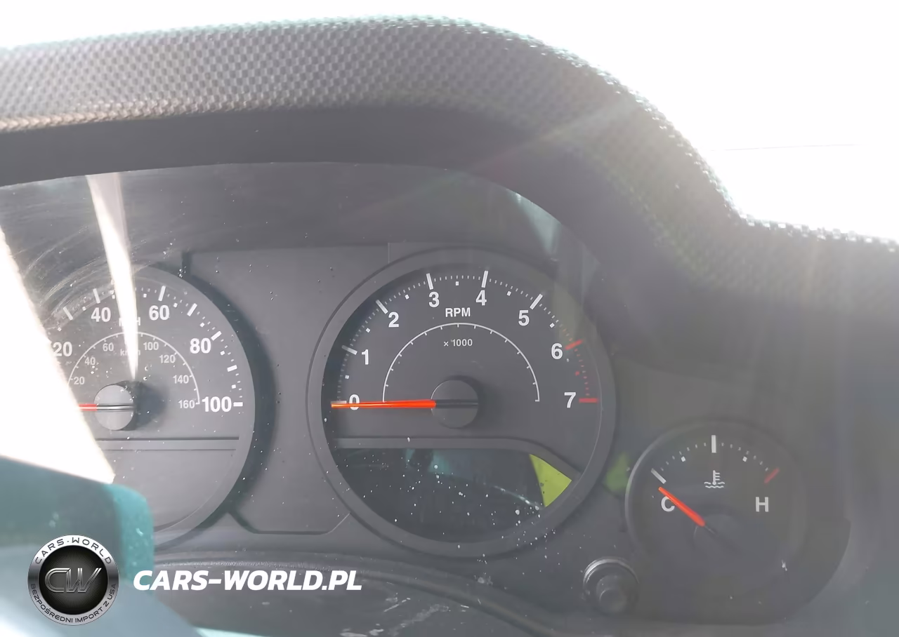 2008 Jeep Wrangler Unlimited X VIN:1J4GB39118L576660 - 7