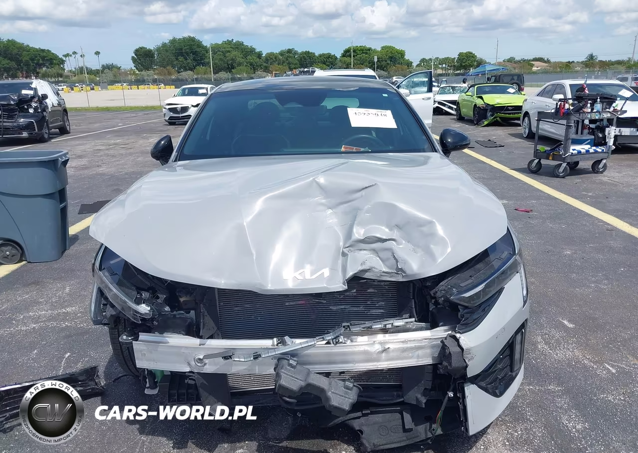 2025 Kia K5 Gt-Line VIN:KNAG64J76S5381100 - 13