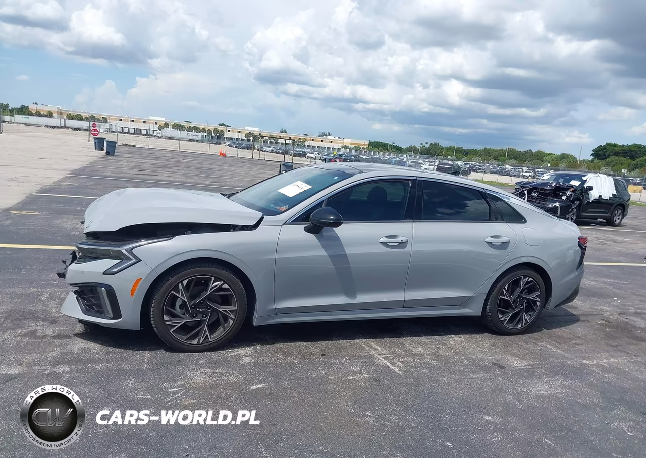 2025 Kia K5 Gt-Line VIN:KNAG64J76S5381100 - 15