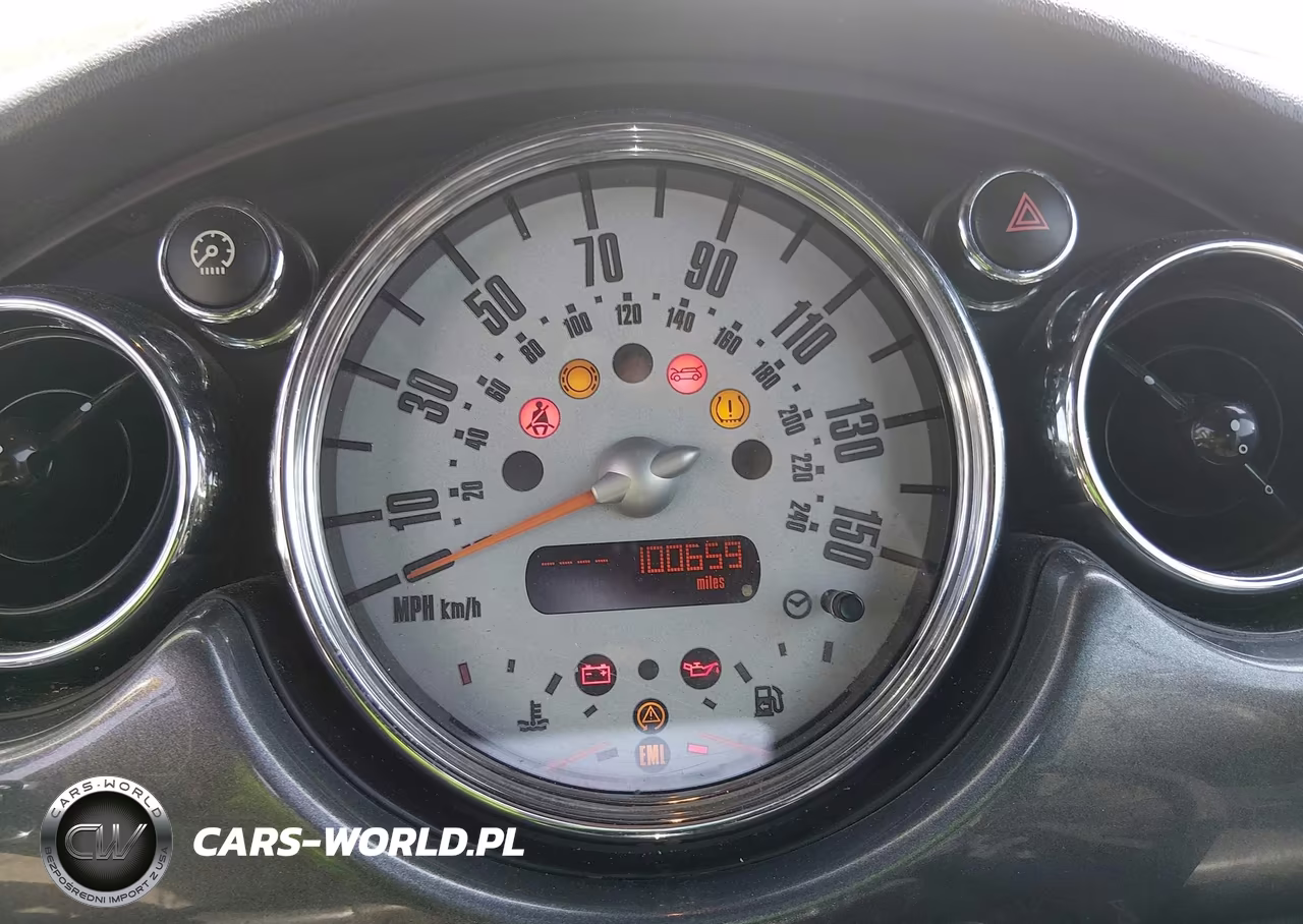 2006 Mini Cooper VIN:WMWRF33586TF65697 - 6