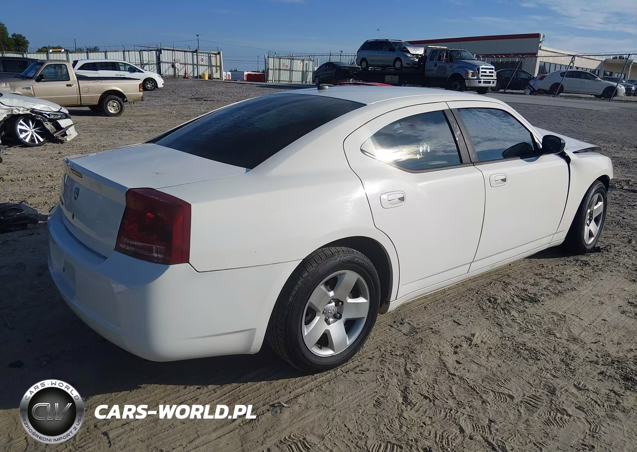 2008 Dodge Charger VIN:2B3LA43G98H328133 - 4