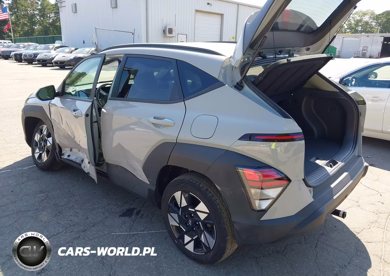 2025 Hyundai Kona Sel VIN:KM8HBCAB6SU212553 - 3
