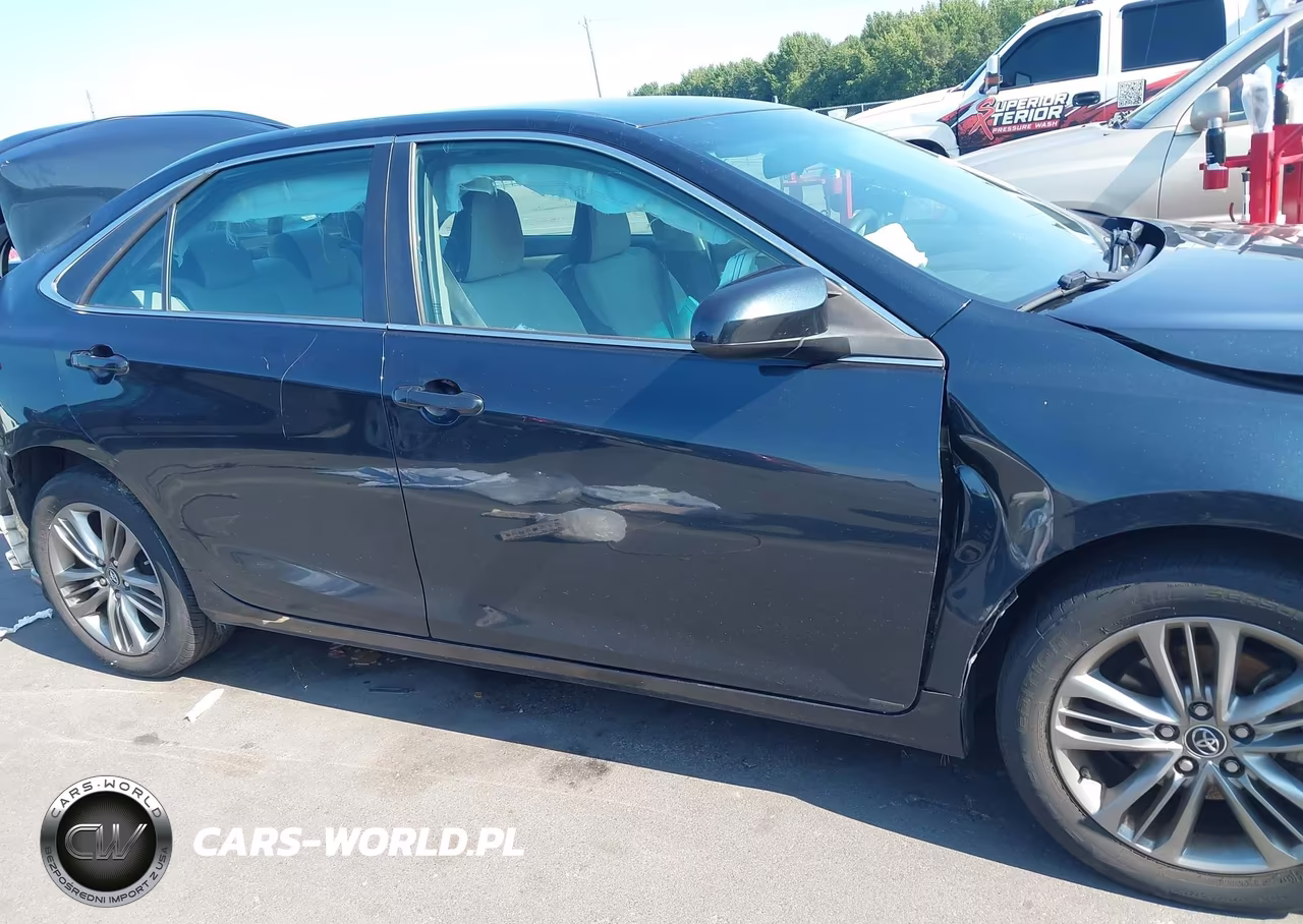 2016 Toyota Camry Se VIN:4T1BF1FK7GU119765 - 14