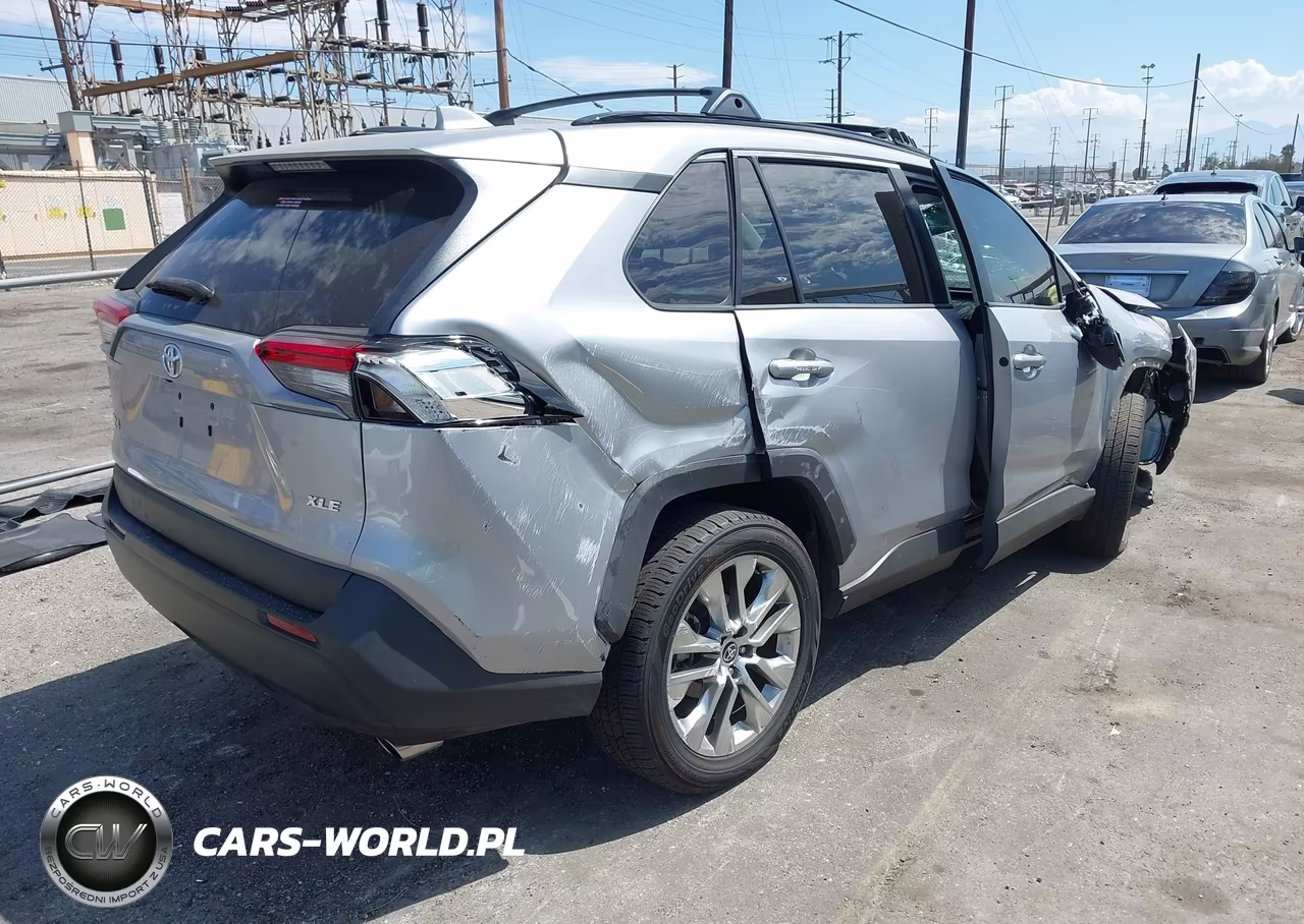 2021 Toyota Rav4 Xle Premium VIN:2T3C1RFV1MC136481 - 4