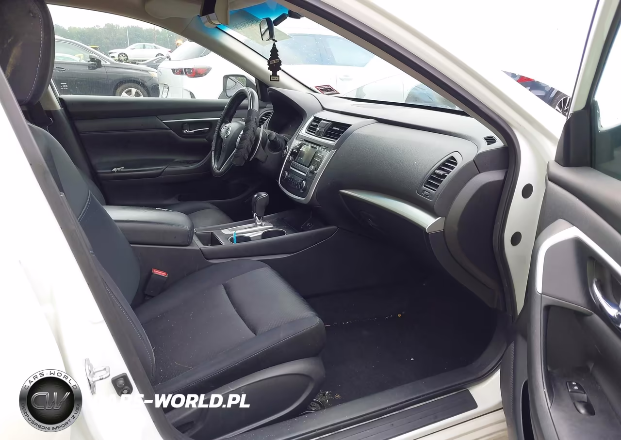 2017 Nissan Altima 2.5 Sr VIN:1N4AL3AP2HC165587 - 5
