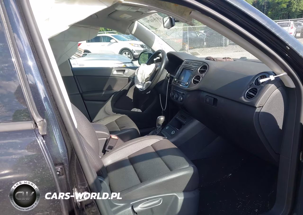 2017 Volkswagen Tiguan 2.0T-2.0T S VIN:WVGBV7AXXHK027832 - 5