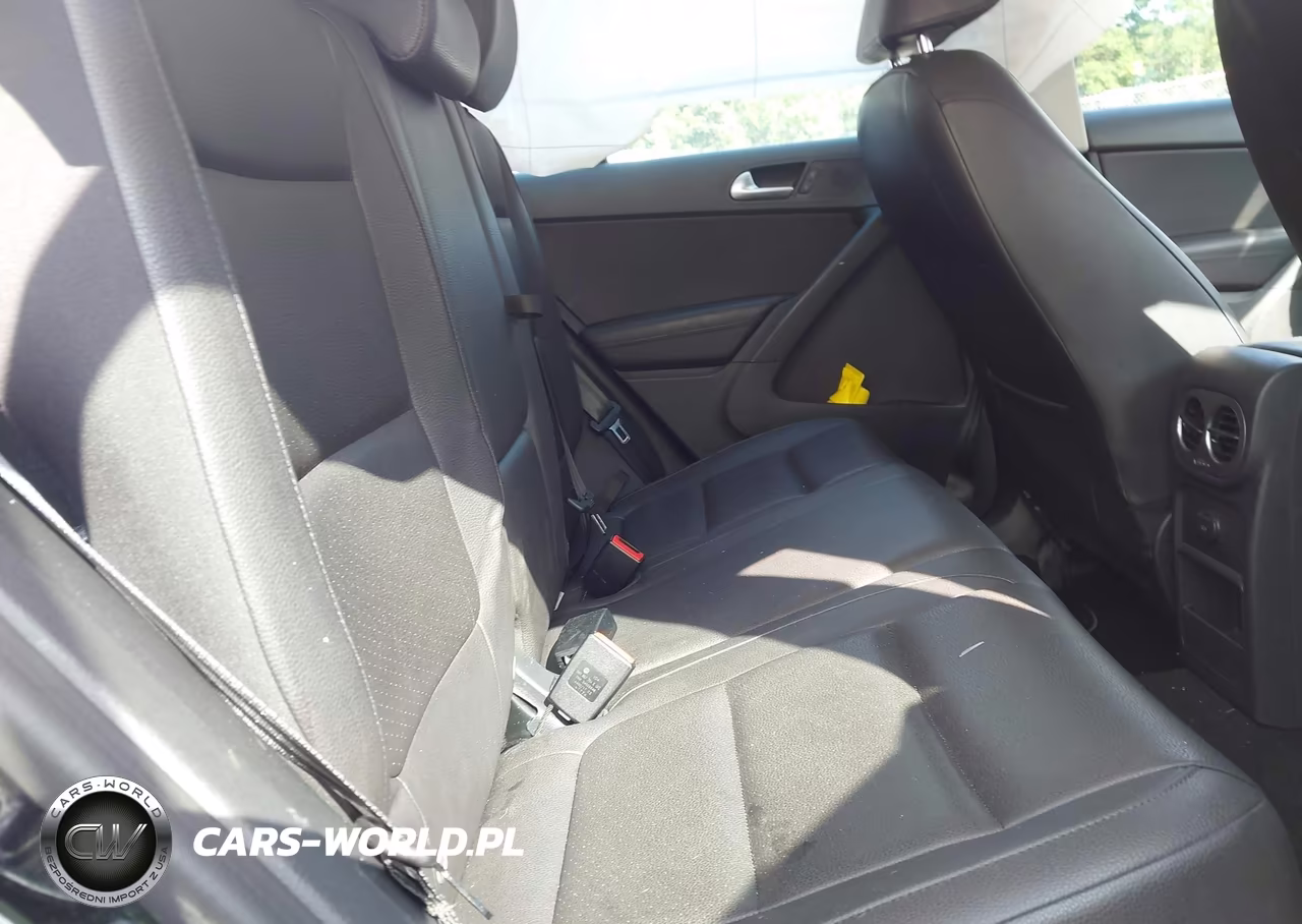 2017 Volkswagen Tiguan 2.0T-2.0T S VIN:WVGBV7AXXHK027832 - 8