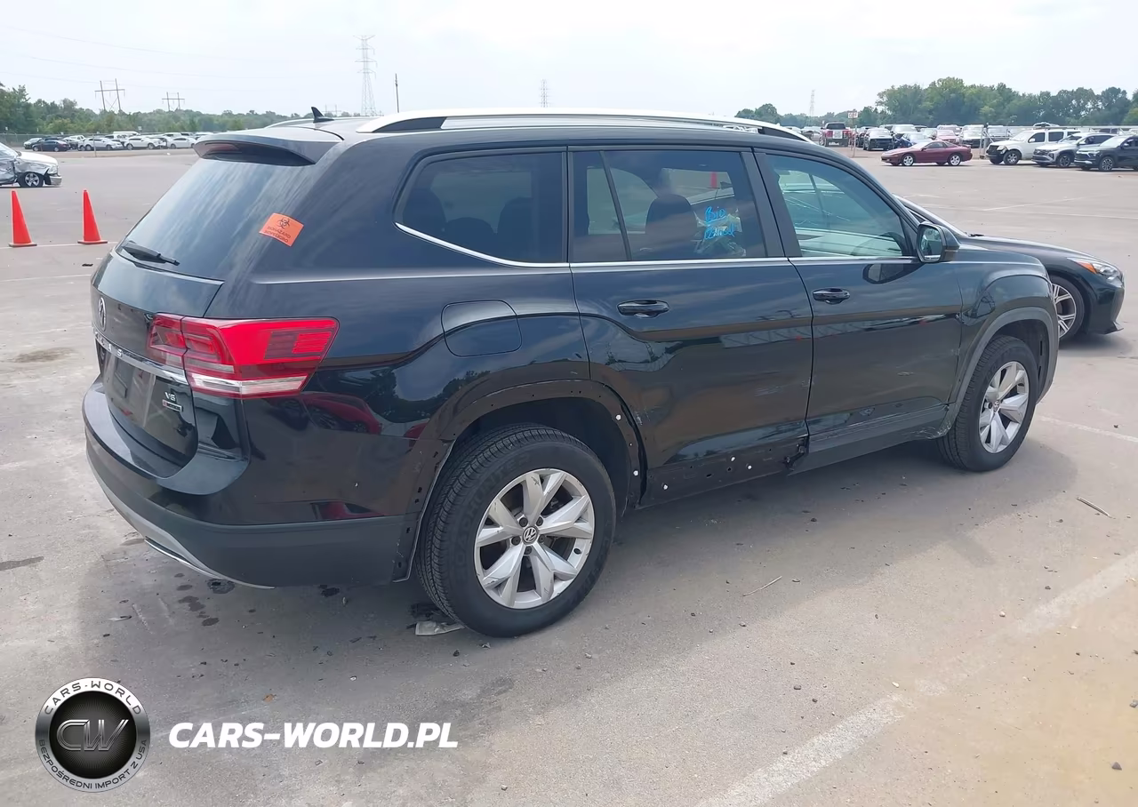 2019 Volkswagen Atlas 3.6L V6 S VIN:1V2GR2CA5KC620539 - 4