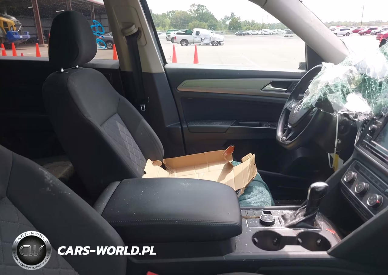2019 Volkswagen Atlas 3.6L V6 S VIN:1V2GR2CA5KC620539 - 5