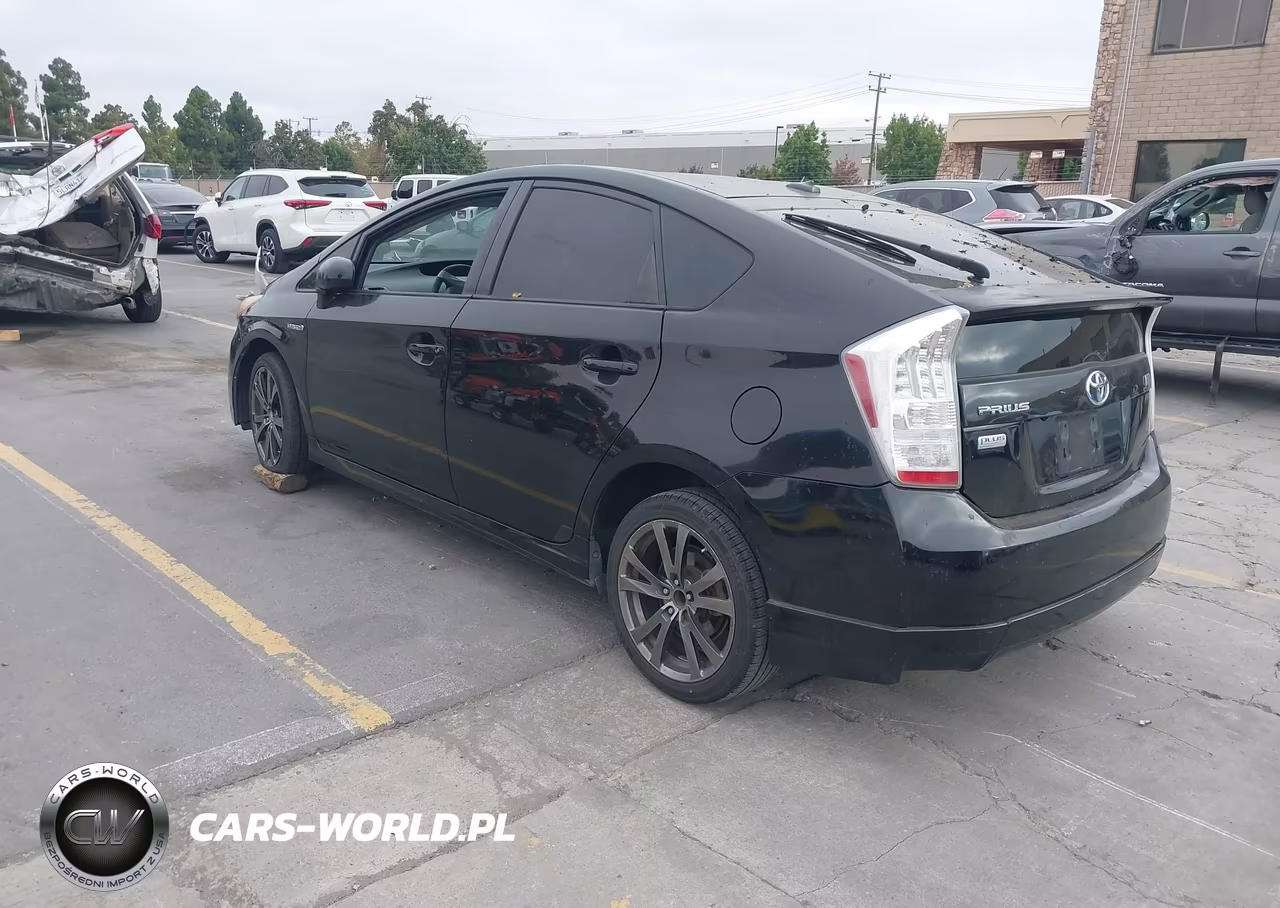 2011 Toyota Prius Three VIN:JTDKN3DU1B5294913 - 3