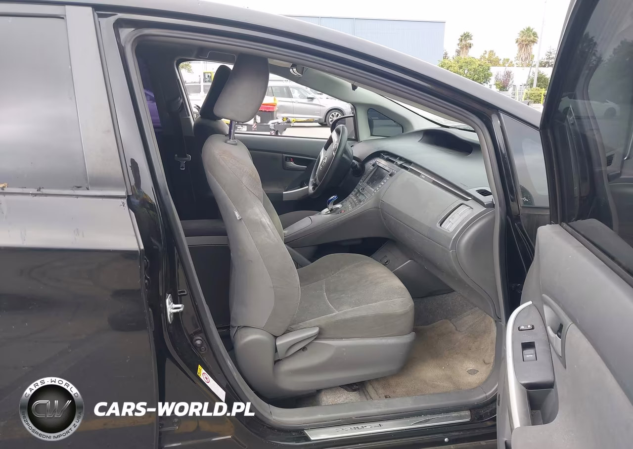 2011 Toyota Prius Three VIN:JTDKN3DU1B5294913 - 5