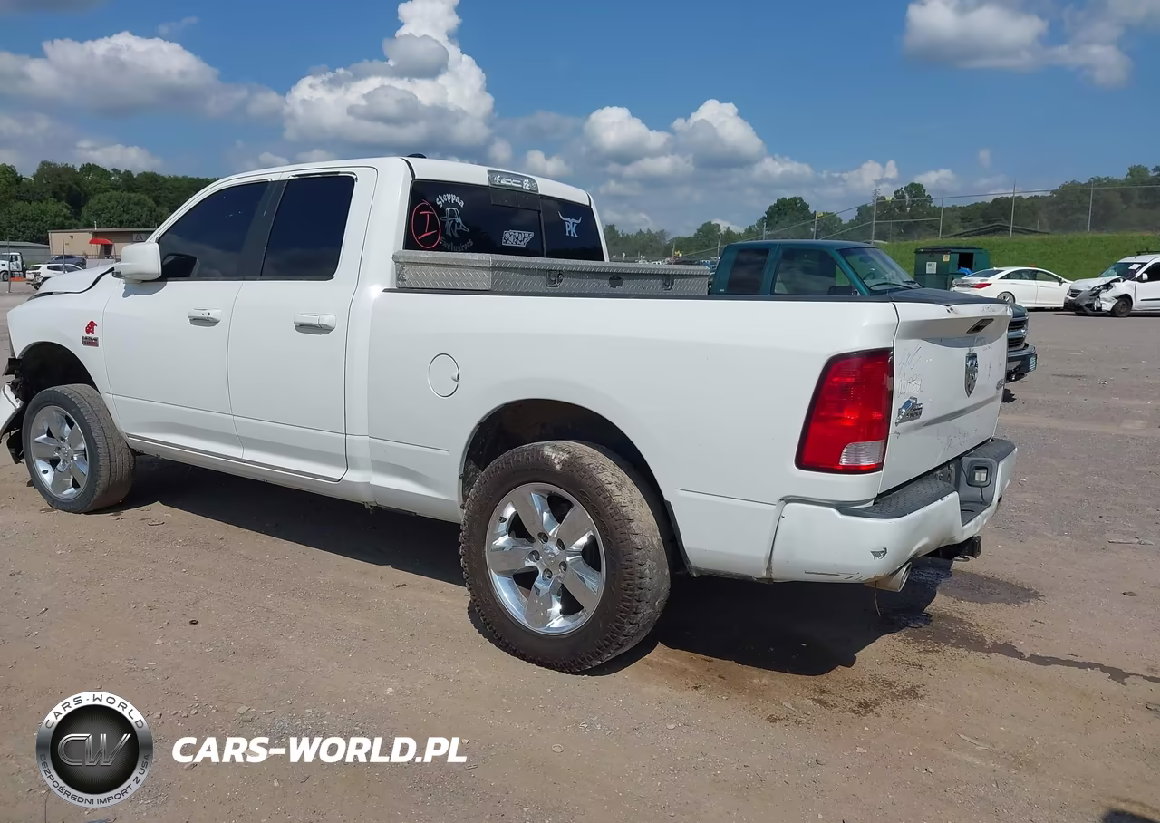 2016 Ram 1500 Big Horn VIN:1C6RR7GT1GS168189 - 3