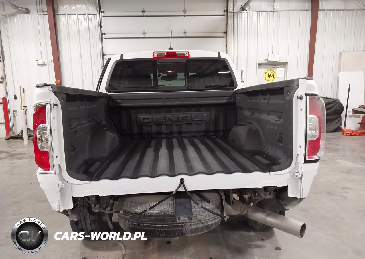 2018 GMC Canyon Denali VIN:1GTP6EE17J1215950 - 17