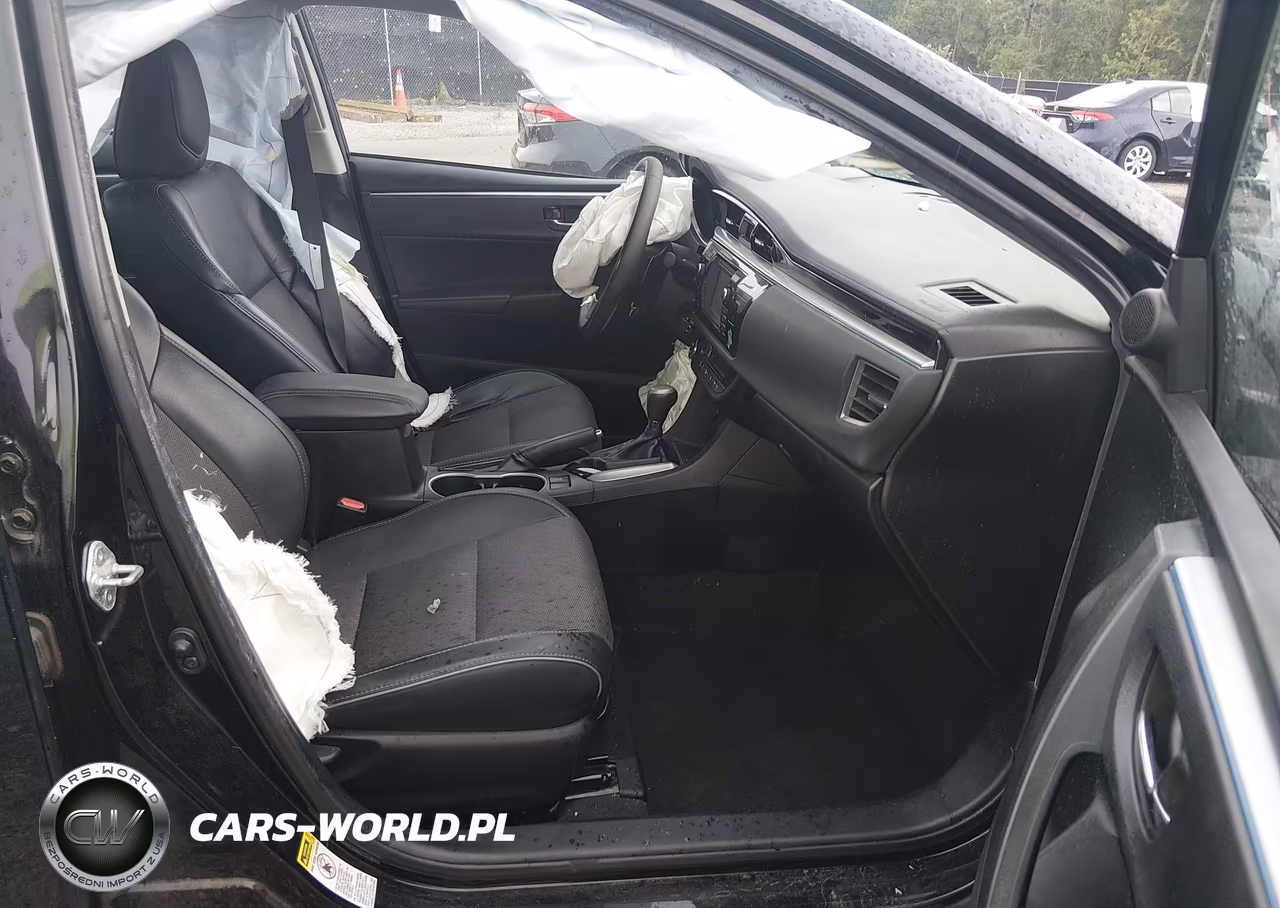 2015 Toyota Corolla S Plus VIN:2T1BURHE5FC298187 - 5