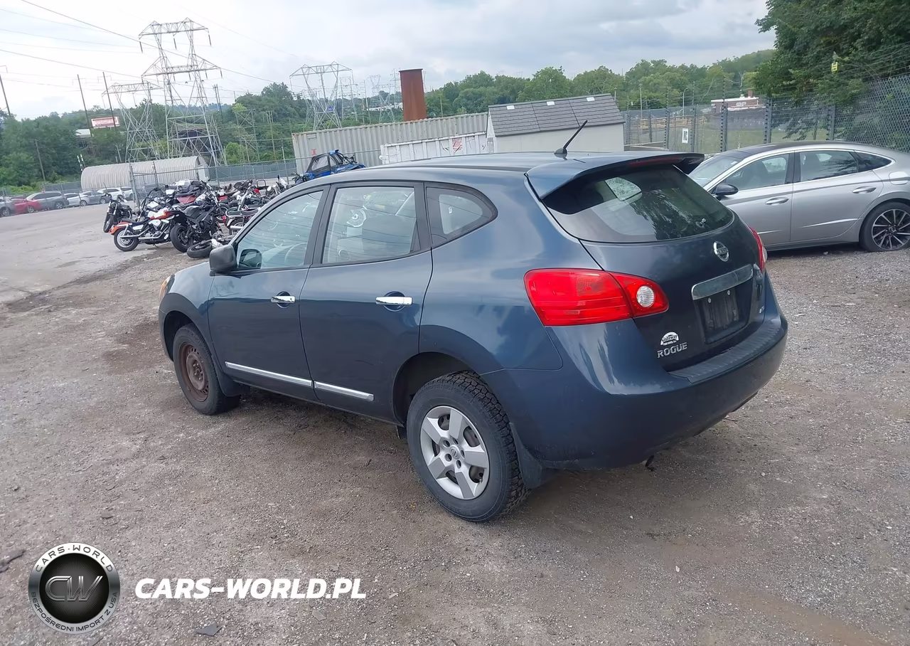 2013 Nissan Rogue S VIN:JN8AS5MV9DW642824 - 3