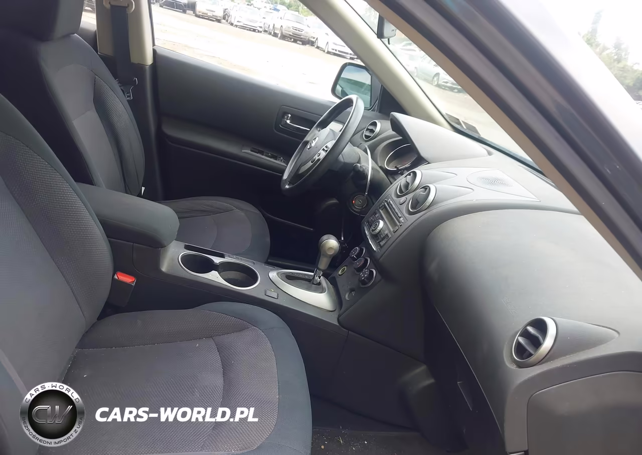 2013 Nissan Rogue S VIN:JN8AS5MV9DW642824 - 5