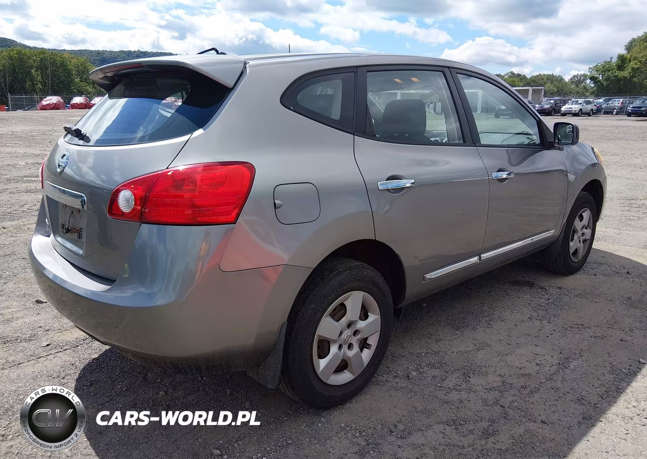 2011 Nissan Rogue S VIN:JN8AS5MT8BW172331 - 4