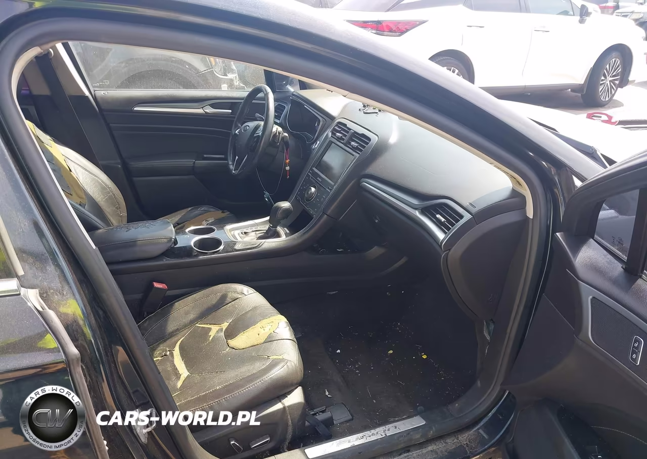 2014 Ford Fusion Titanium VIN:3FA6P0K98ER143051 - 5