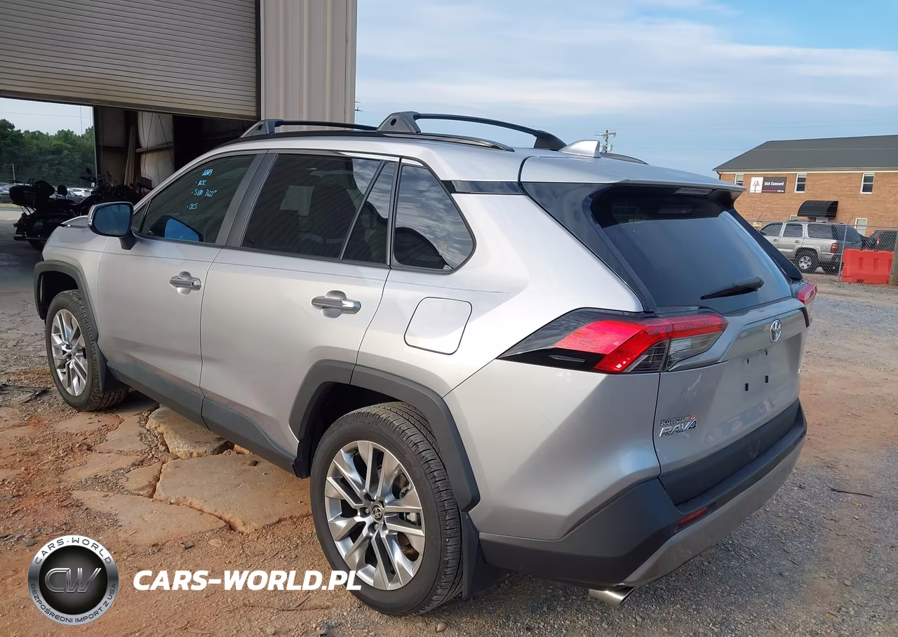 2025 Toyota Rav4 Limited VIN:2T3Y1RFV3SC337060 - 3