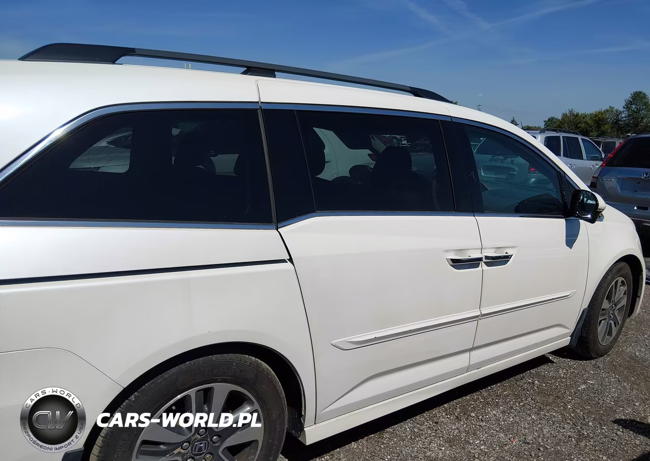 2016 Honda Odyssey Touring-Touring Elite VIN:5FNRL5H9XGB133651 - 12
