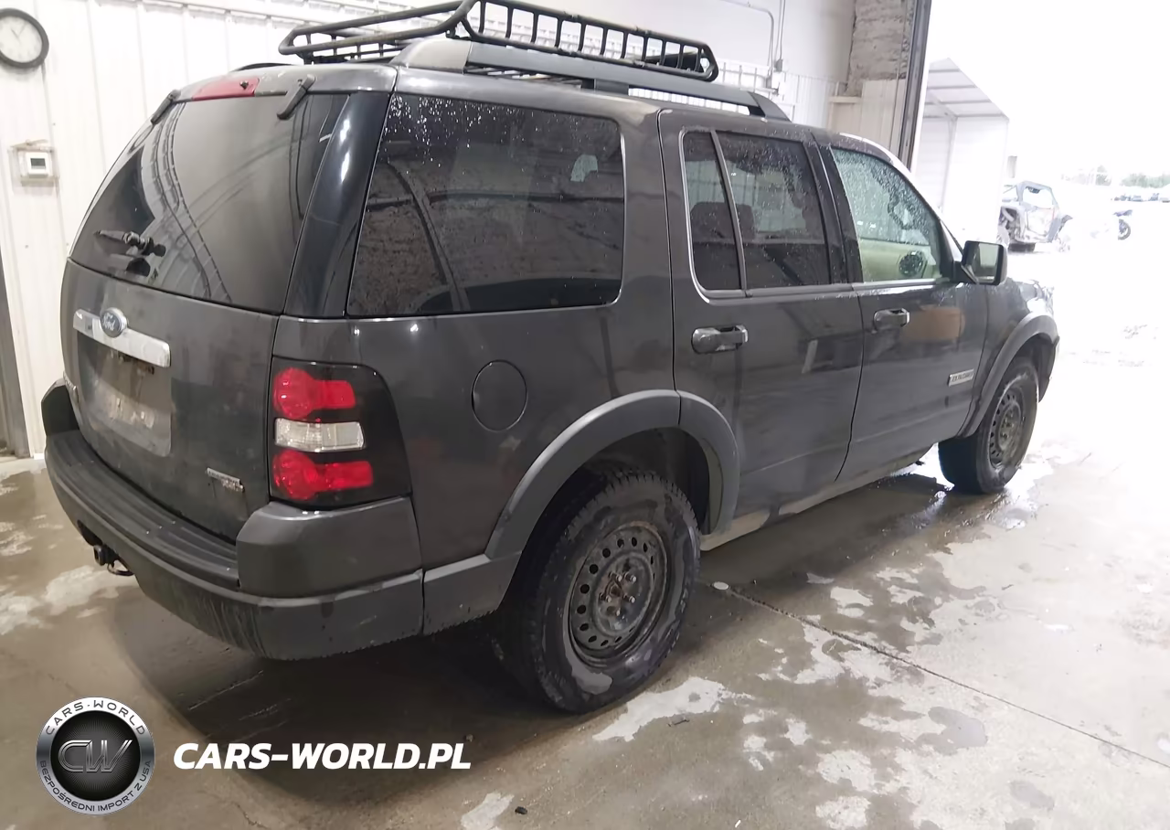 2007 Ford Explorer Xlt VIN:1FMEU73E67UB46136 - 4
