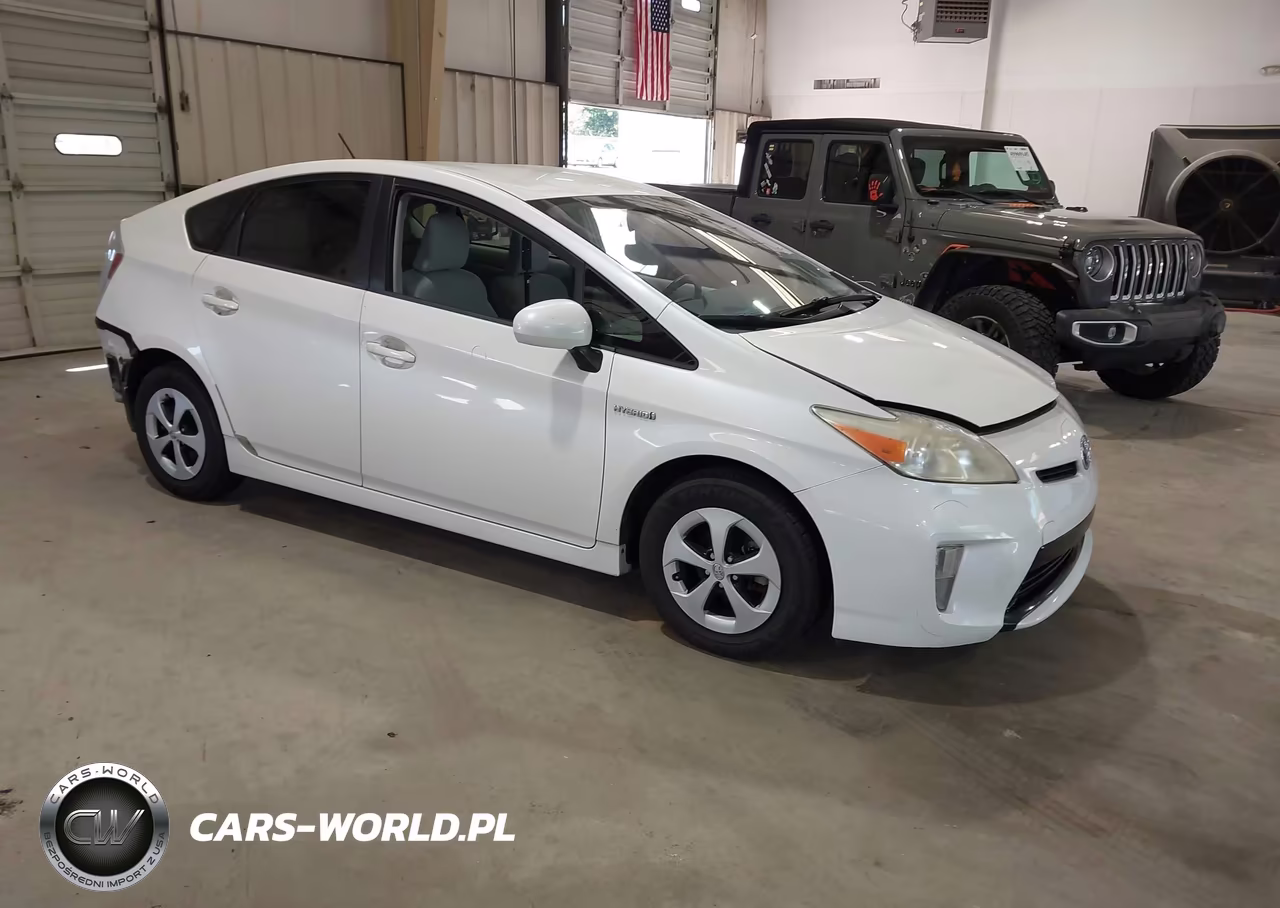 2013 Toyota Prius Two