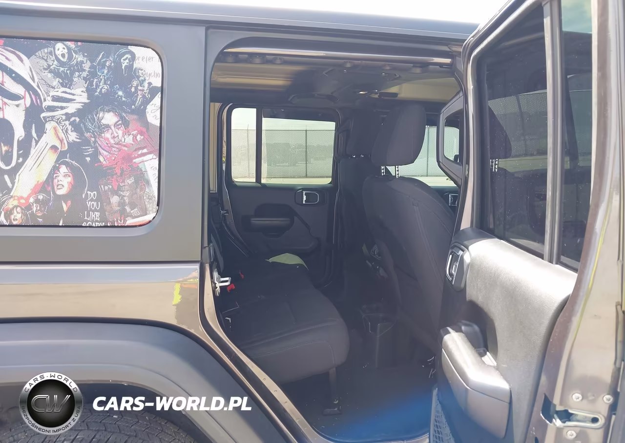 2018 Jeep Wrangler Unlimited Sport S 4X4 VIN:1C4HJXDG5JW128815 - 8