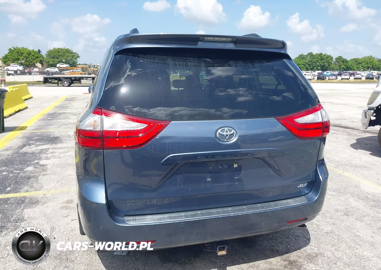 2016 Toyota Sienna Xle 8 Passenger VIN:5TDYK3DC6GS744762 - 16